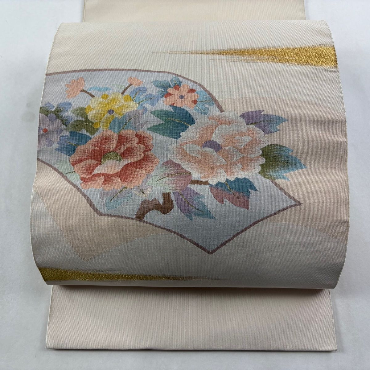名古屋帯 秀品 八寸名古屋帯 牡丹 霞 金糸 クリーム 正絹