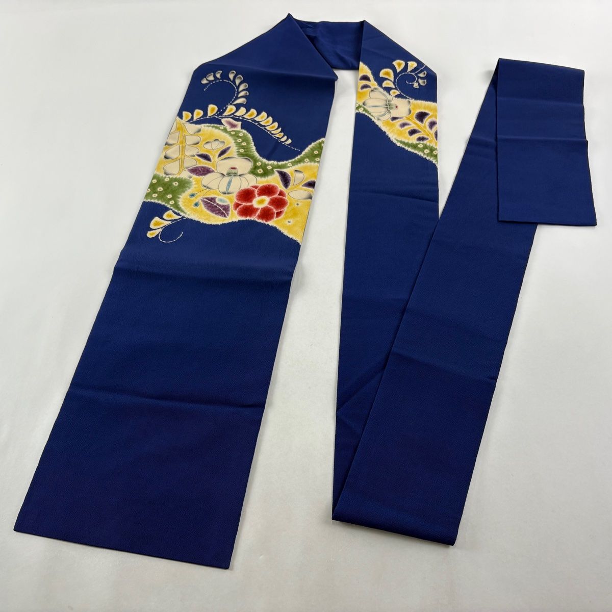 名古屋帯 秀品 落款 草花 縮緬 ぼかし 紺色 正絹 【中古】 - メルカリ