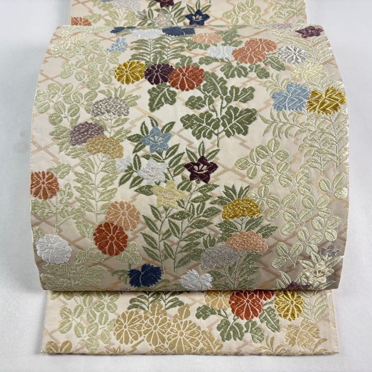 美品】 袋帯 逸品 落款 山口弘躬染織 秋の山郷 秋草 松皮菱 金銀糸