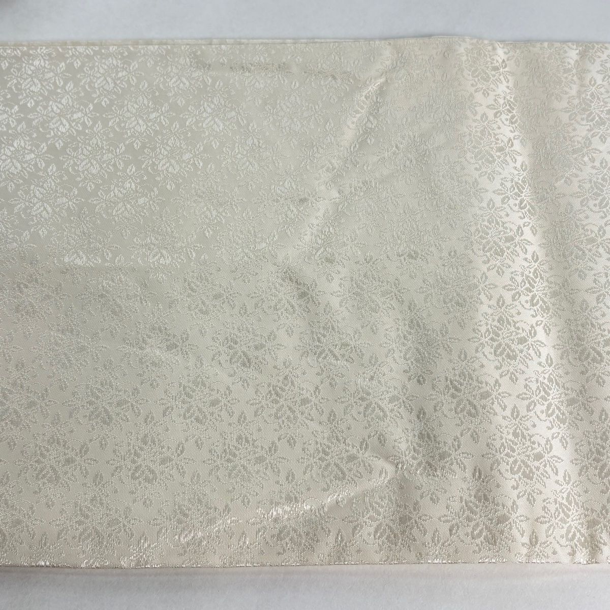 美品】 袋帯 逸品 新小石丸 花丸文 入子菱 御印華唐織 金糸 灰白 六通