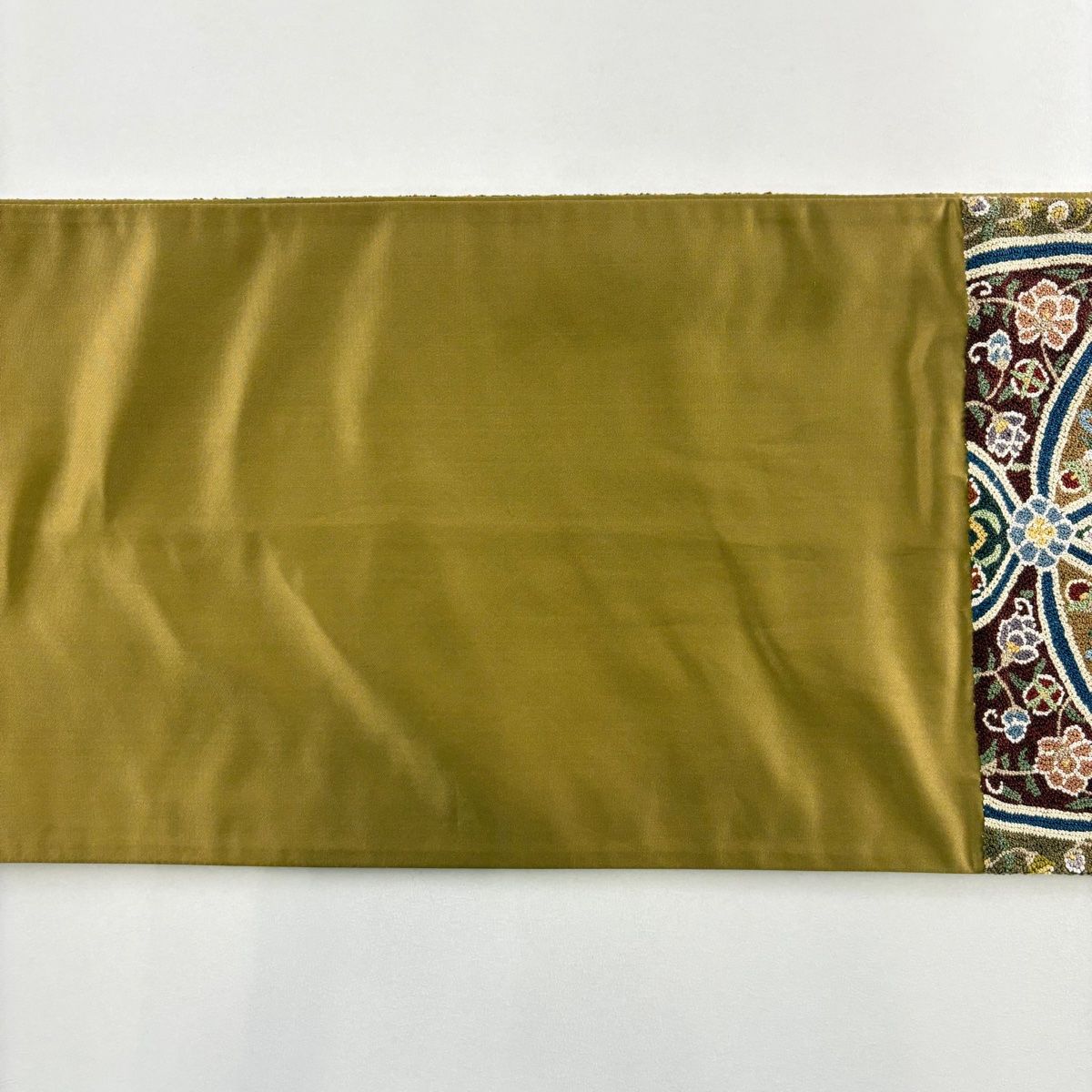 美品】 袋帯 逸品 華文 草花 相良刺繍 赤茶 六通 正絹 【中古】 - メルカリ