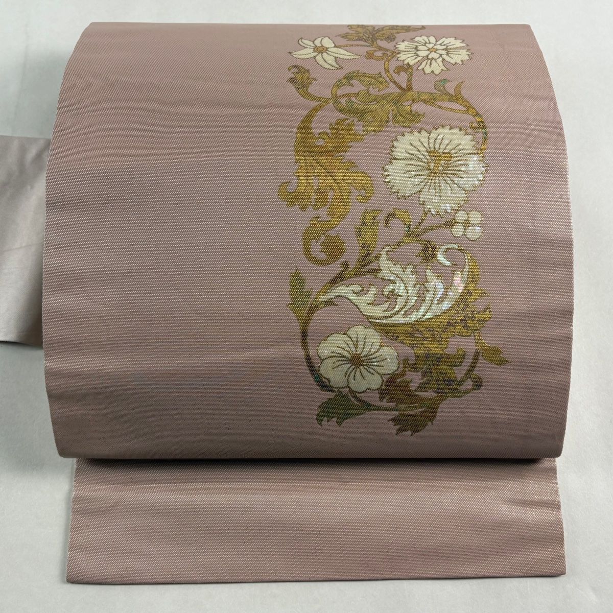 名古屋帯　花唐草　正絹 名古屋帯 優品 花唐草 箔 薄小豆 正絹 【中古】 - メルカリ