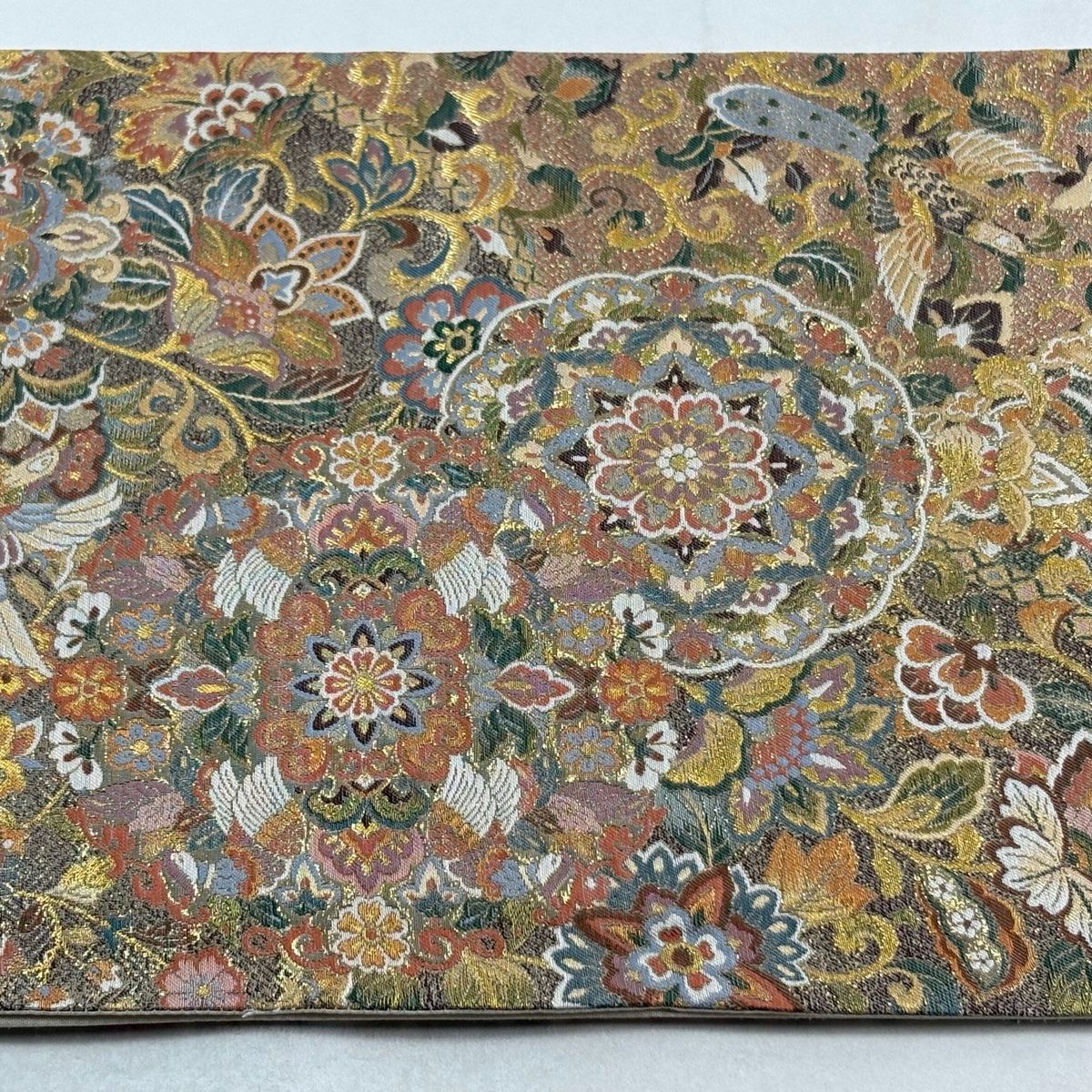 510my6▲宝相華 鳥 花唐草 華文小花文様 金糸 袋帯▲美品 510my6△宝相華 鳥 花唐草 華文小花文様 金糸 袋帯△美品 - メルカリ