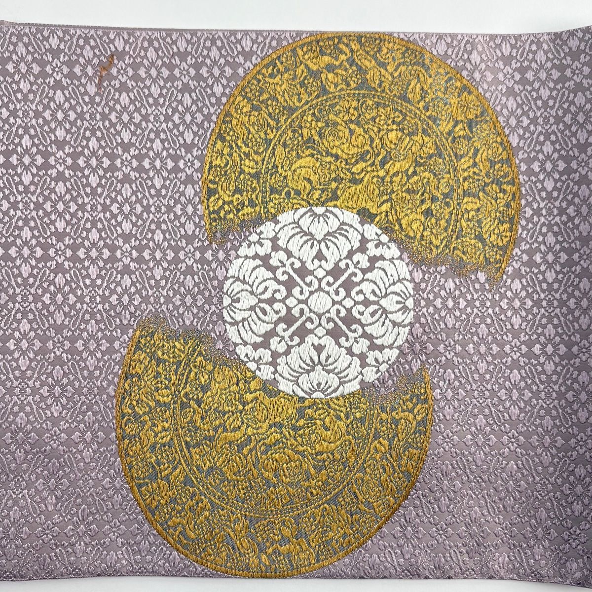 袋帯 逸品 山口美術織物 落款 関西仕立て 葡萄鏡文 浮線綾文 金糸 刺繍