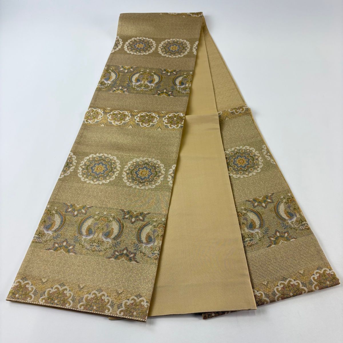 美品】 袋帯 秀品 華文 向かい鳥 金糸 金色 六通 正絹 【中古】 - メルカリ