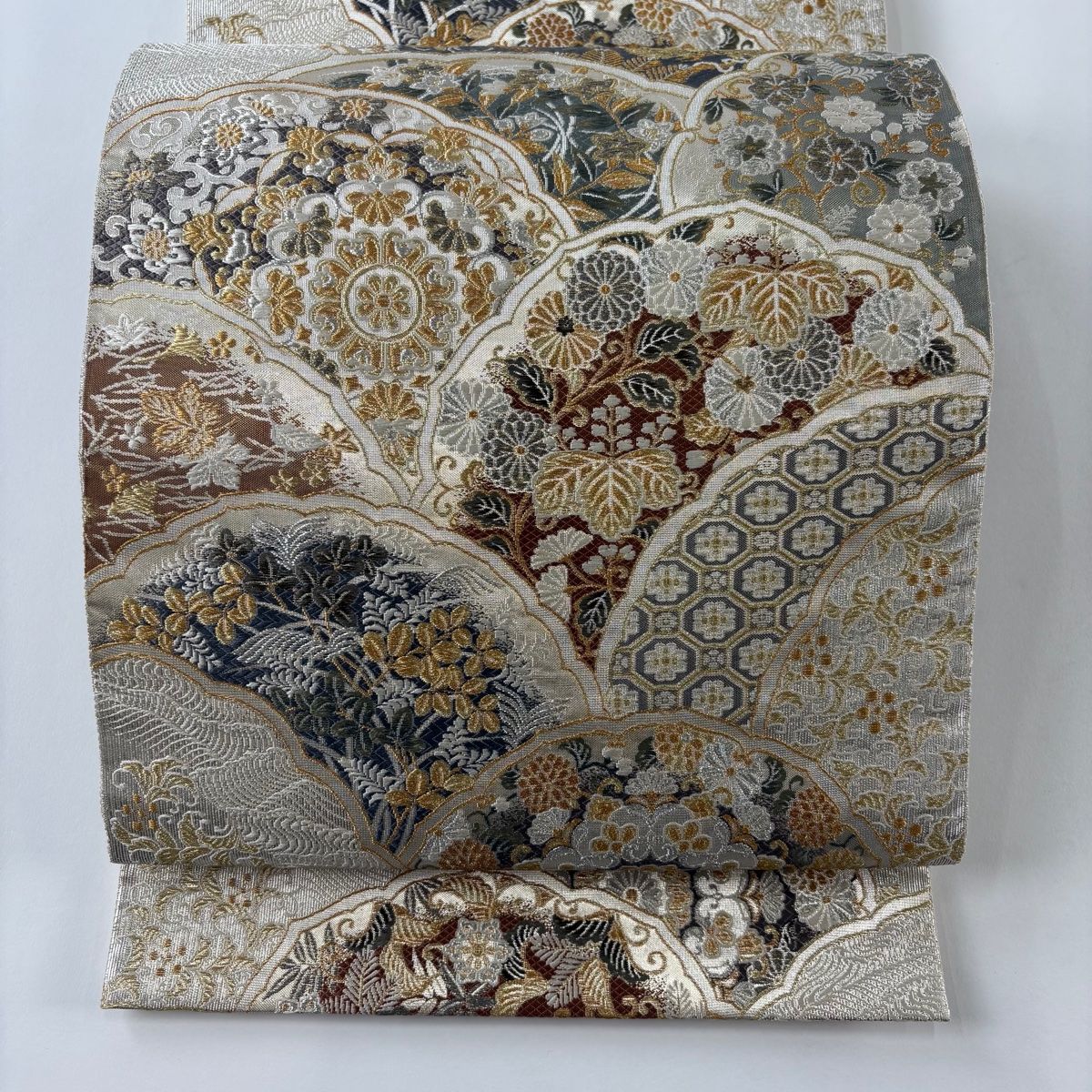 美品】 袋帯 秀品 草花 華文 金銀糸 箔 灰白 六通 正絹 【中古