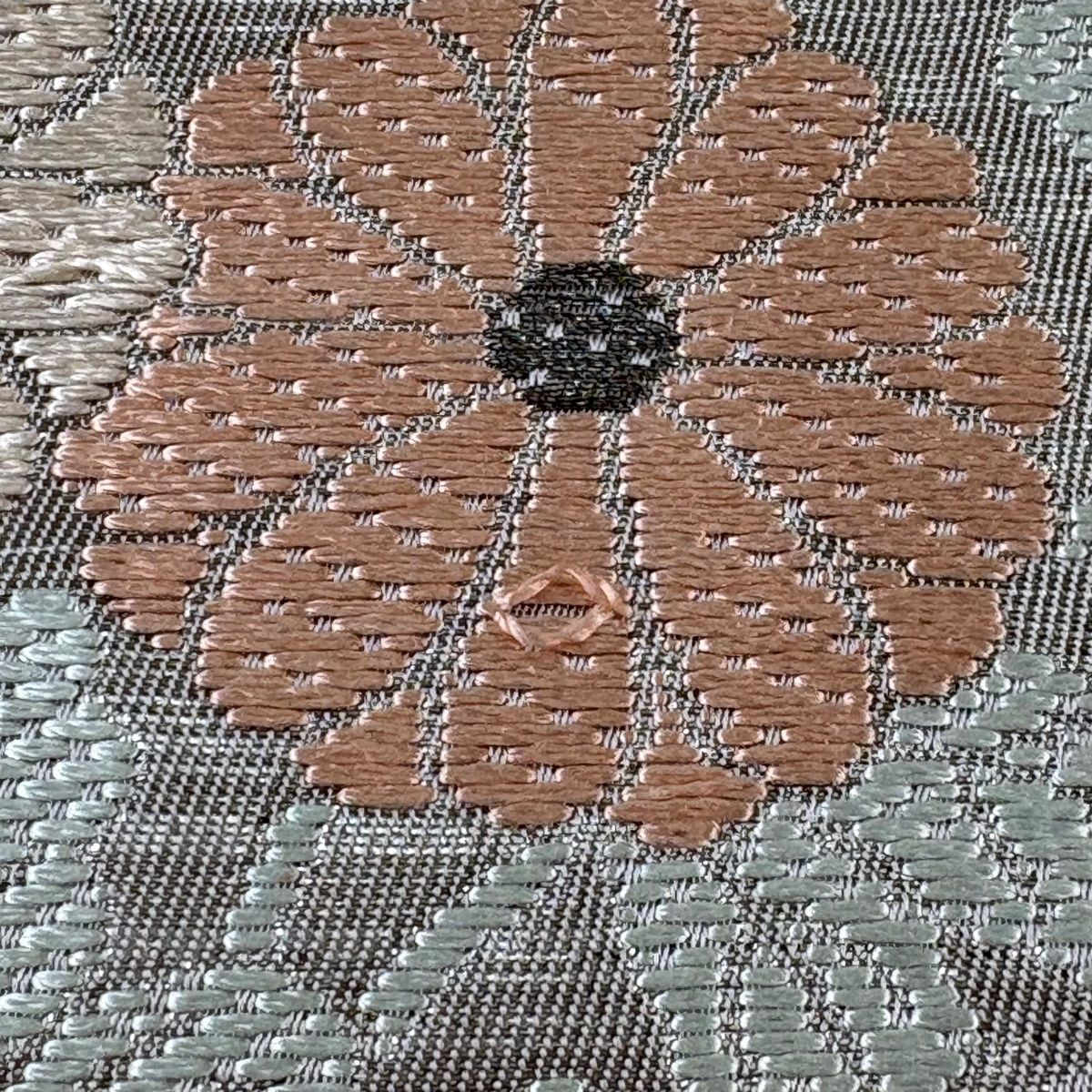 袋帯 秀品 川島織物 落款 菊 松 唐織 銀糸 灰紫 六通 正絹 【中古