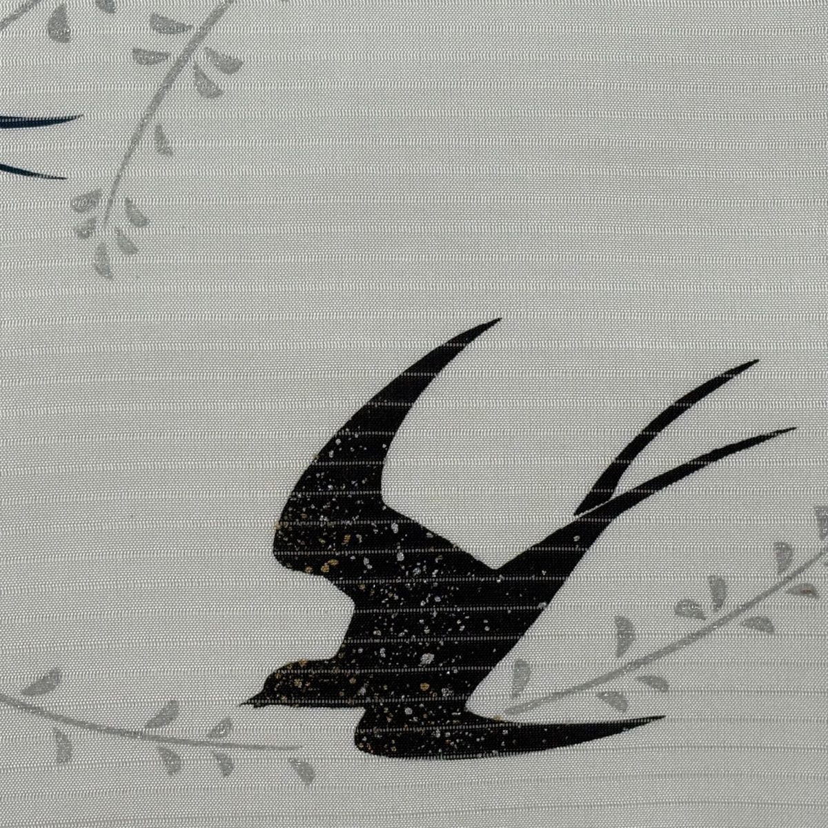 美品】 開き名古屋帯 秀品 夏帯 絽 燕 草花 金銀彩 薄緑 正絹 【中古