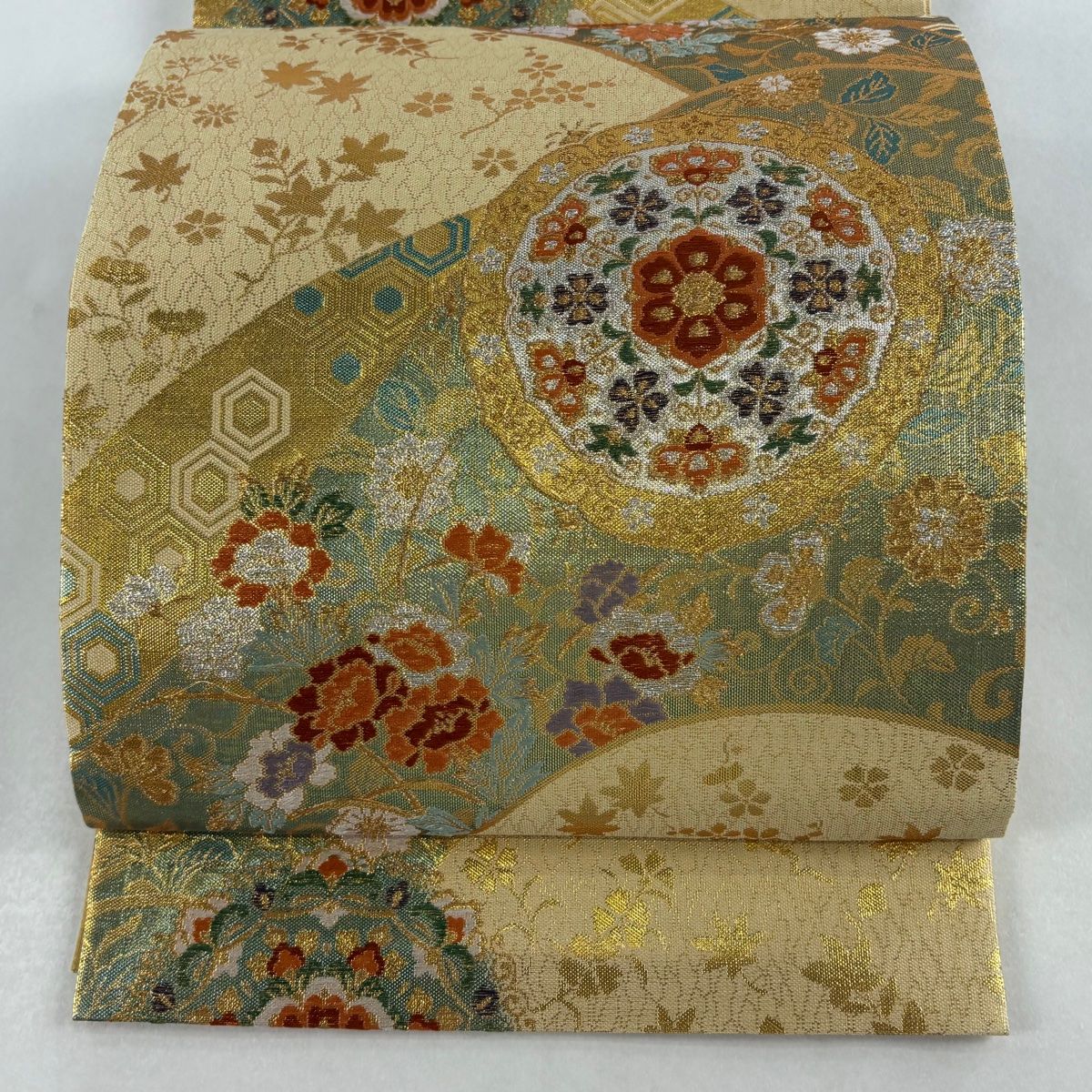 【美品】 袋帯 秀品 華文 草花 金糸 箔 金色 六通 正絹 【】