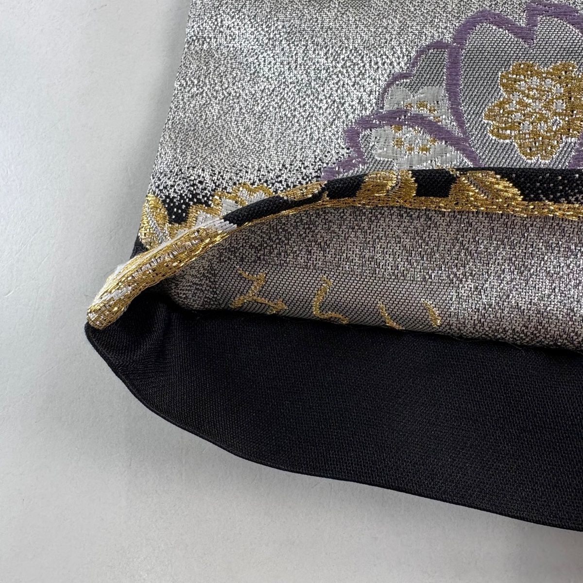 美品】 袋帯 秀品 鈴乃屋 菊 桜 金銀糸 唐織 銀色 六通 正絹 【中古