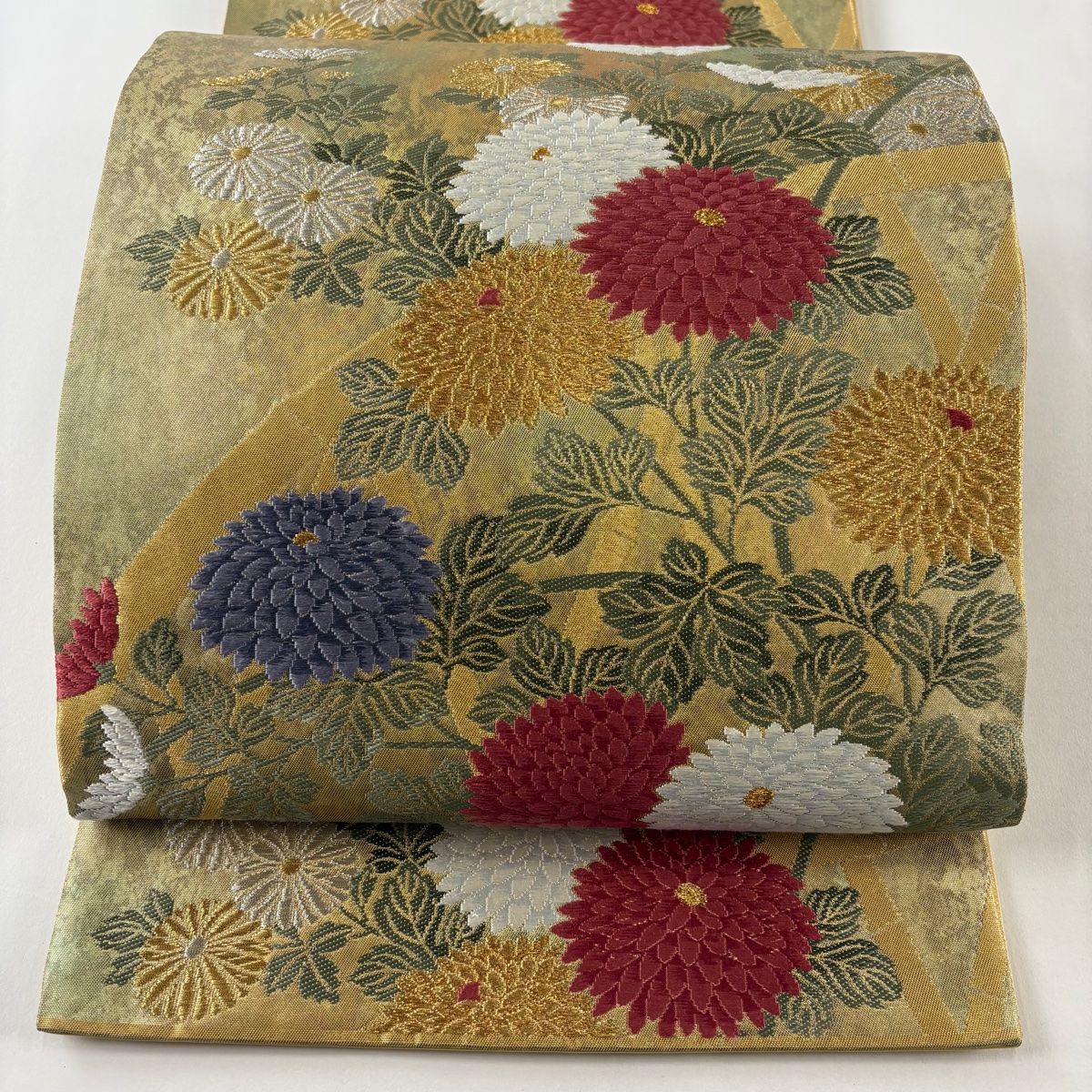 【美品】 袋帯 秀品 関西仕立て 菊 芝 箔 金銀糸 金色 六通 正絹 【】