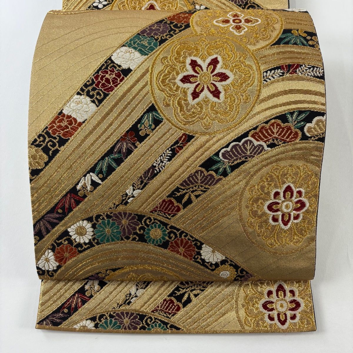 美品】 袋帯 秀品 振袖向き 華文 松竹梅 金糸 箔 金色 六通 正絹 【】