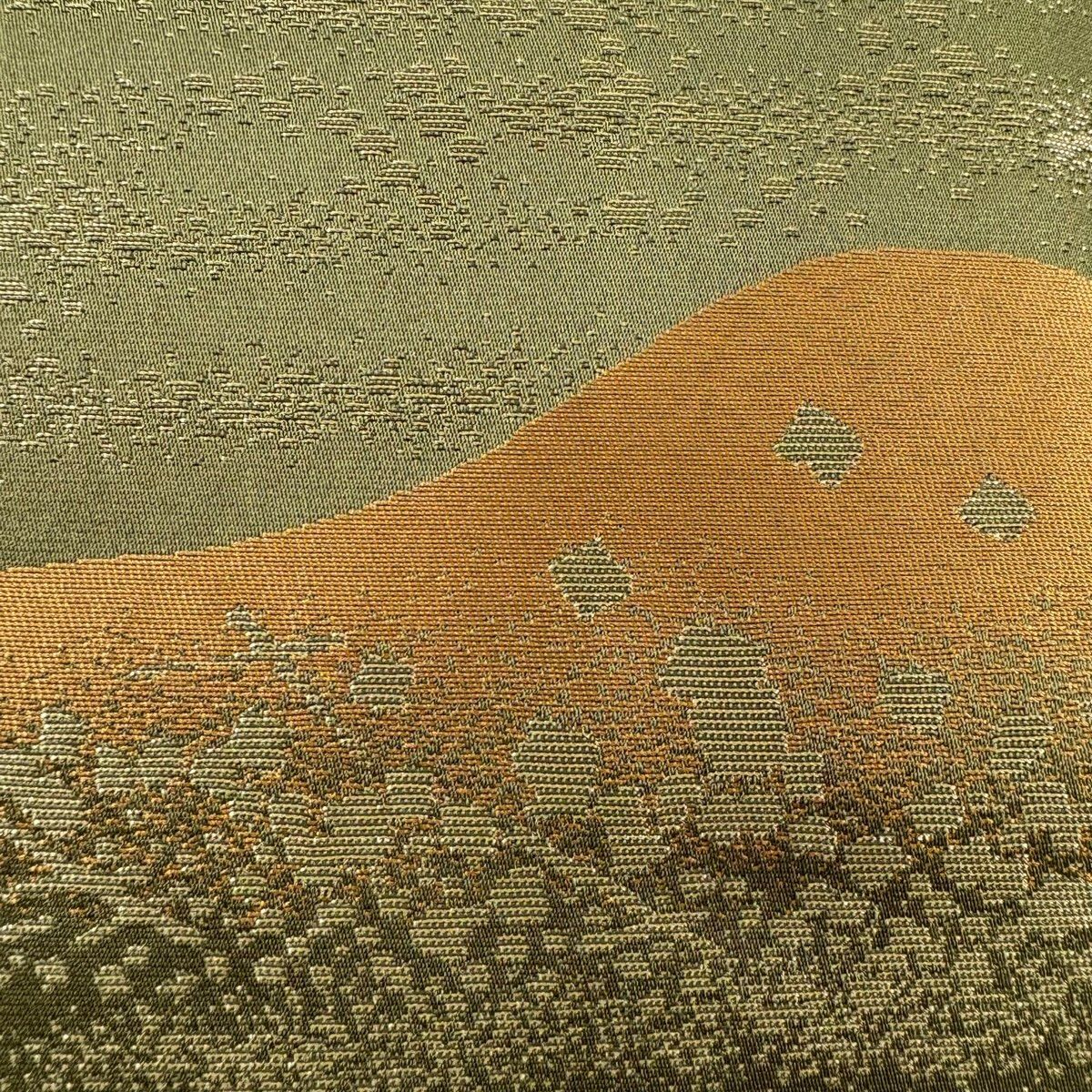 袋名古屋帯 秀品 箔散らし柄 山並み 鶯色 正絹