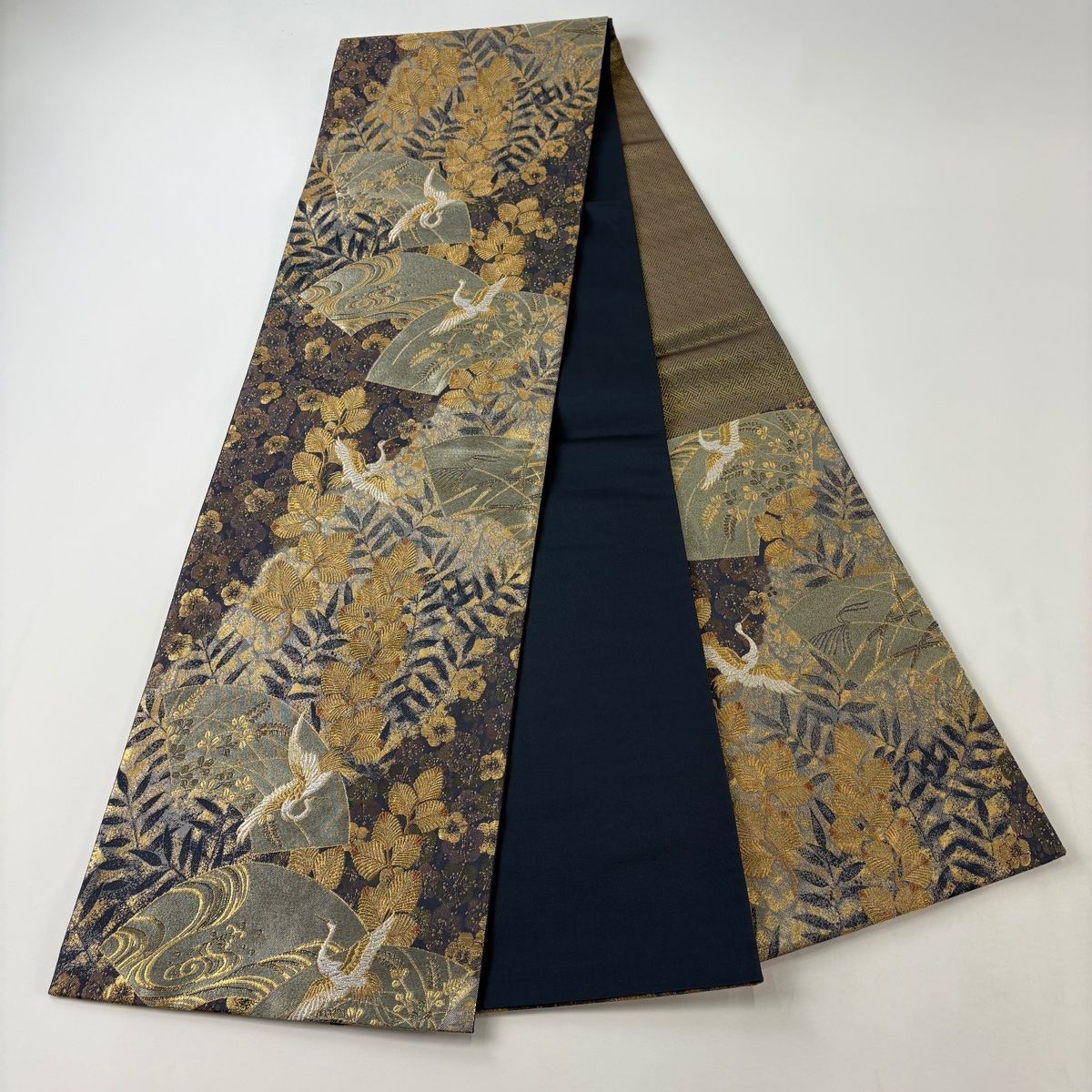 美品】 袋帯 秀品 松鶴扇面文 波 金銀糸 箔 濃紺 六通 正絹 【中古