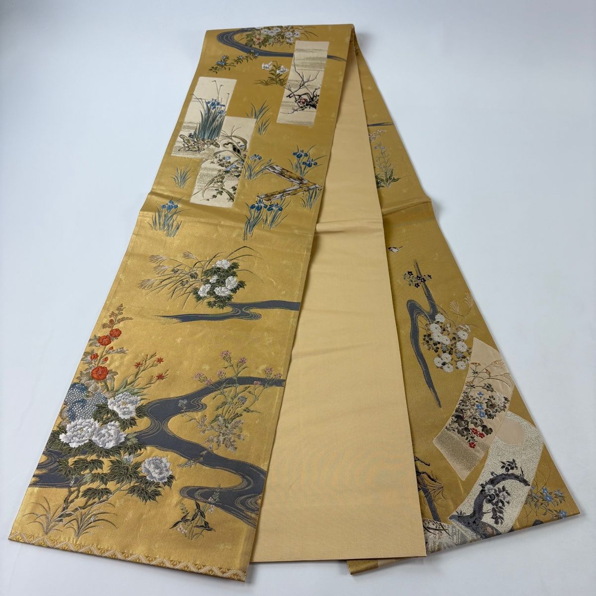 袋帯 秀品 十二ヶ月花鳥図 色紙 本金箔 金色 お太鼓柄 正絹 【中古