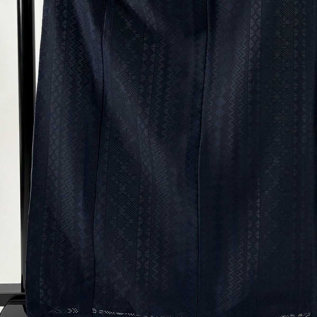 小紋 身丈163 5 cm 裄丈67 M 袷 撫松庵 バチ衿 幾何学模様 濃紺 化繊 秀品
