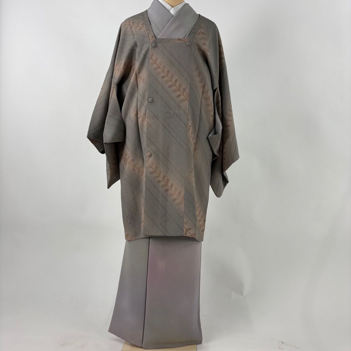 道行 身丈93 5 cm 裄丈67 M 和装コート 角衿 葉柄 斜縞 ぼかし 灰茶 正絹 秀品