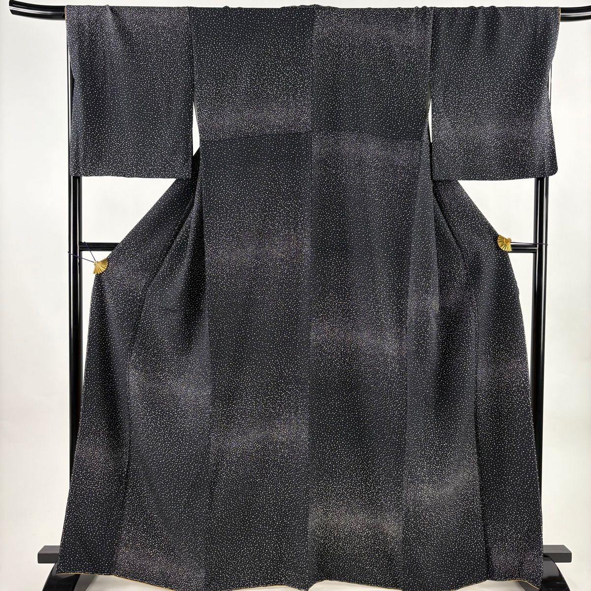 小紋 身丈166 cm 裄丈68 L 袷 幾何学模様 黒 正絹 秀品