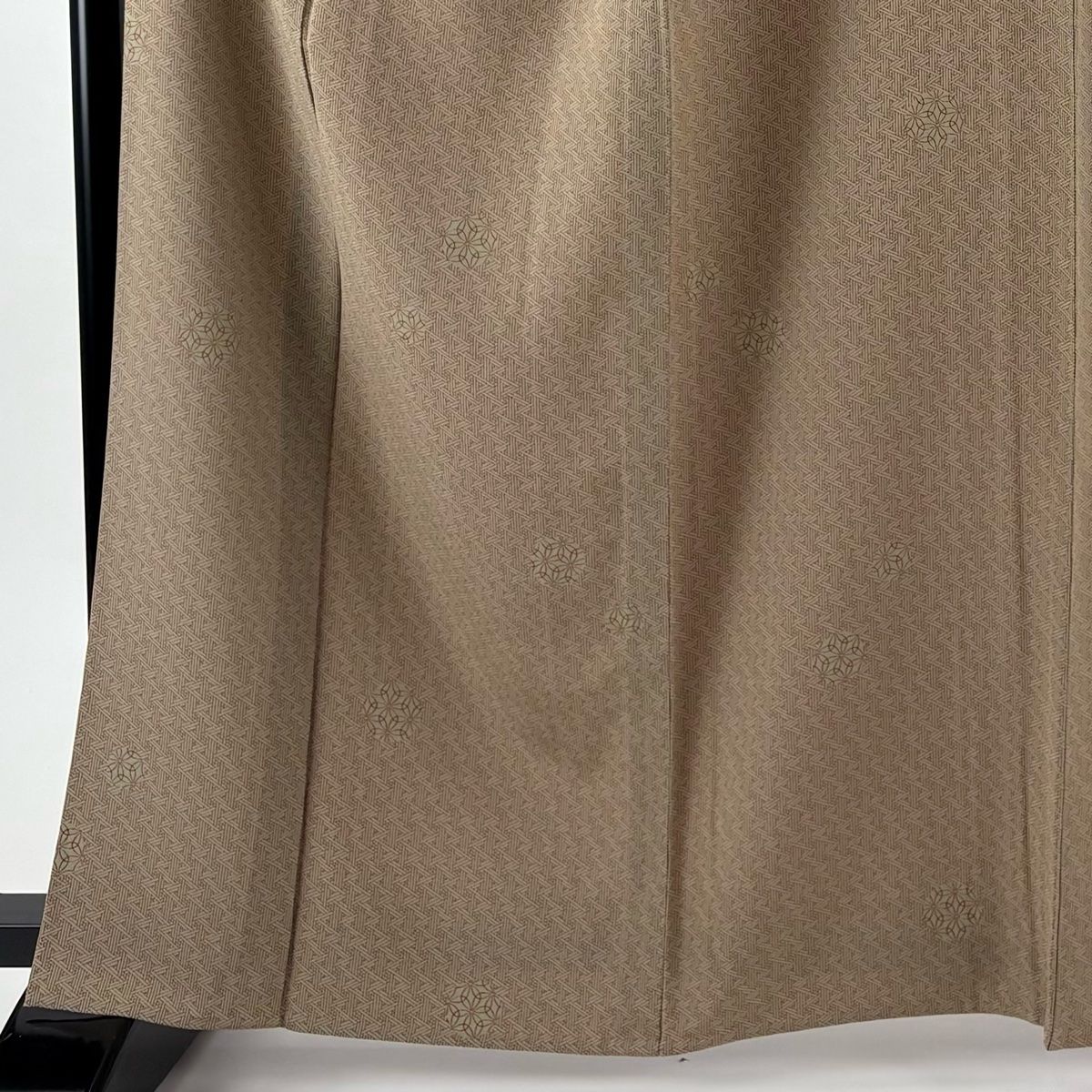 小紋 身丈163 cm 裄丈65 M 単衣 鈴乃屋 七宝 幾何学模様 灰色 正絹 秀品