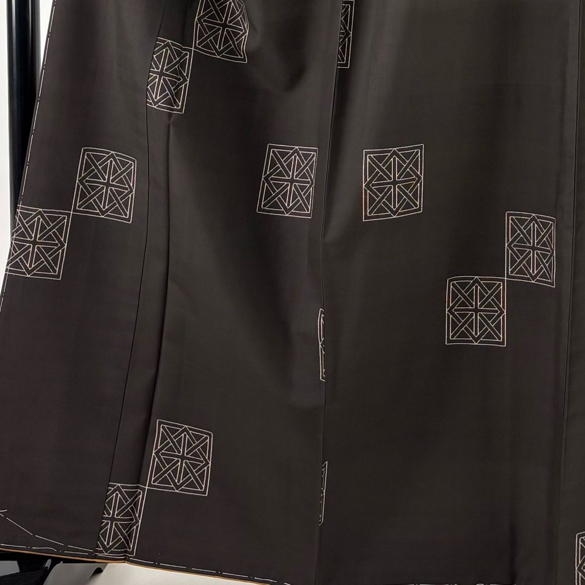 大島紬 身丈164 cm 裄丈67 M 袷 幾何学 焦茶色 正絹 秀品