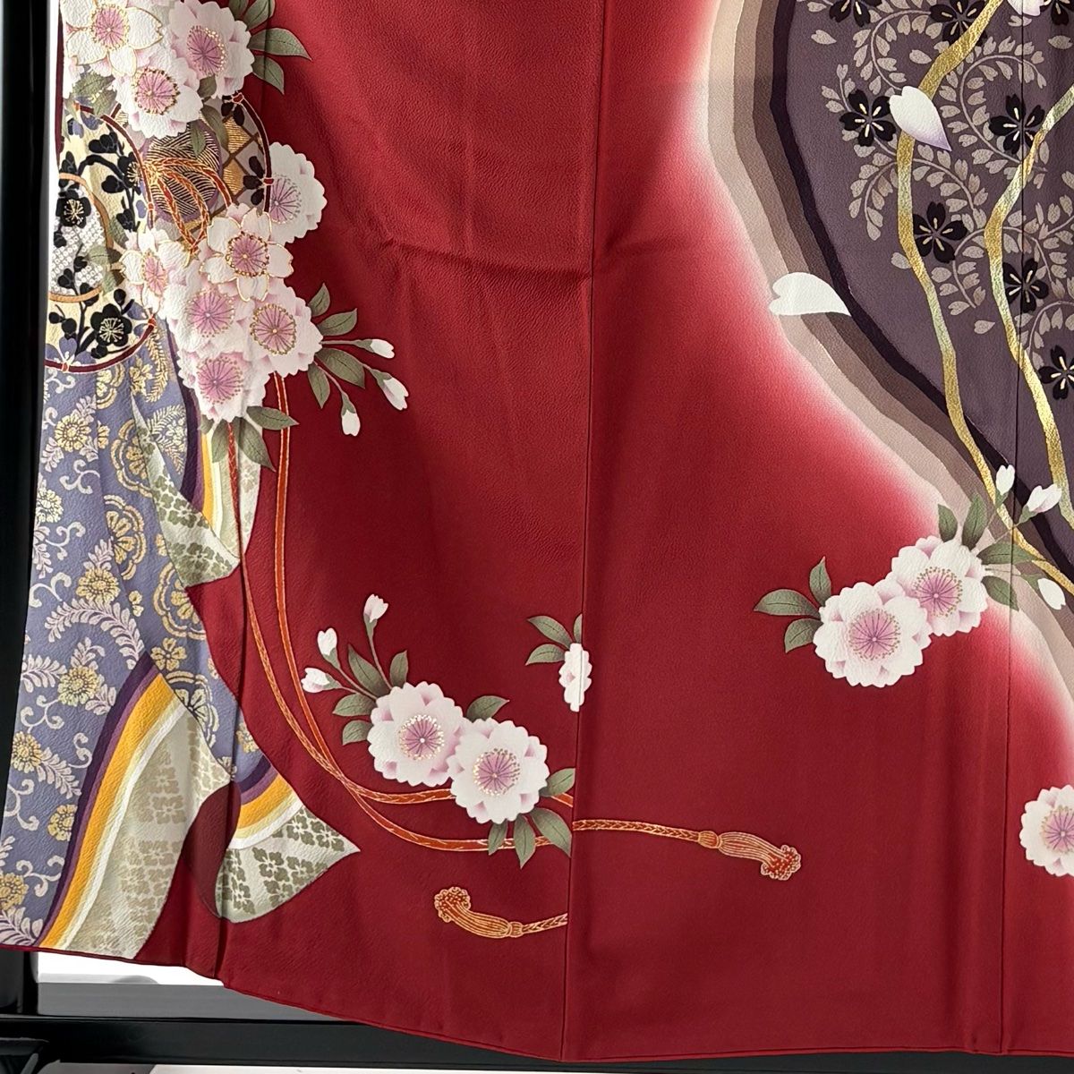 振袖 身丈159cm 裄丈63.5cm S 袷 桜 鼓 金糸 金彩 赤 正絹 秀品 【中古