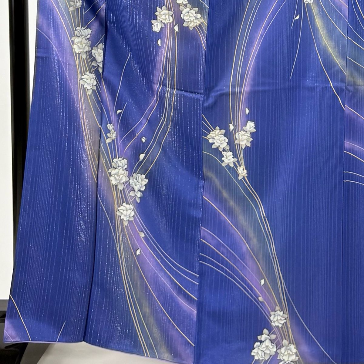 小紋 身丈166 cm 裄丈67 M 袷 鈴乃屋 草花 縞 銀通し 金彩 青紫 正絹 秀品