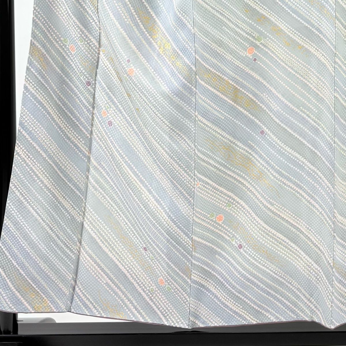 小紋 身丈155 cm 裄丈63 5 S 袷 斜縞 草花 金彩 青灰色 正絹 秀品