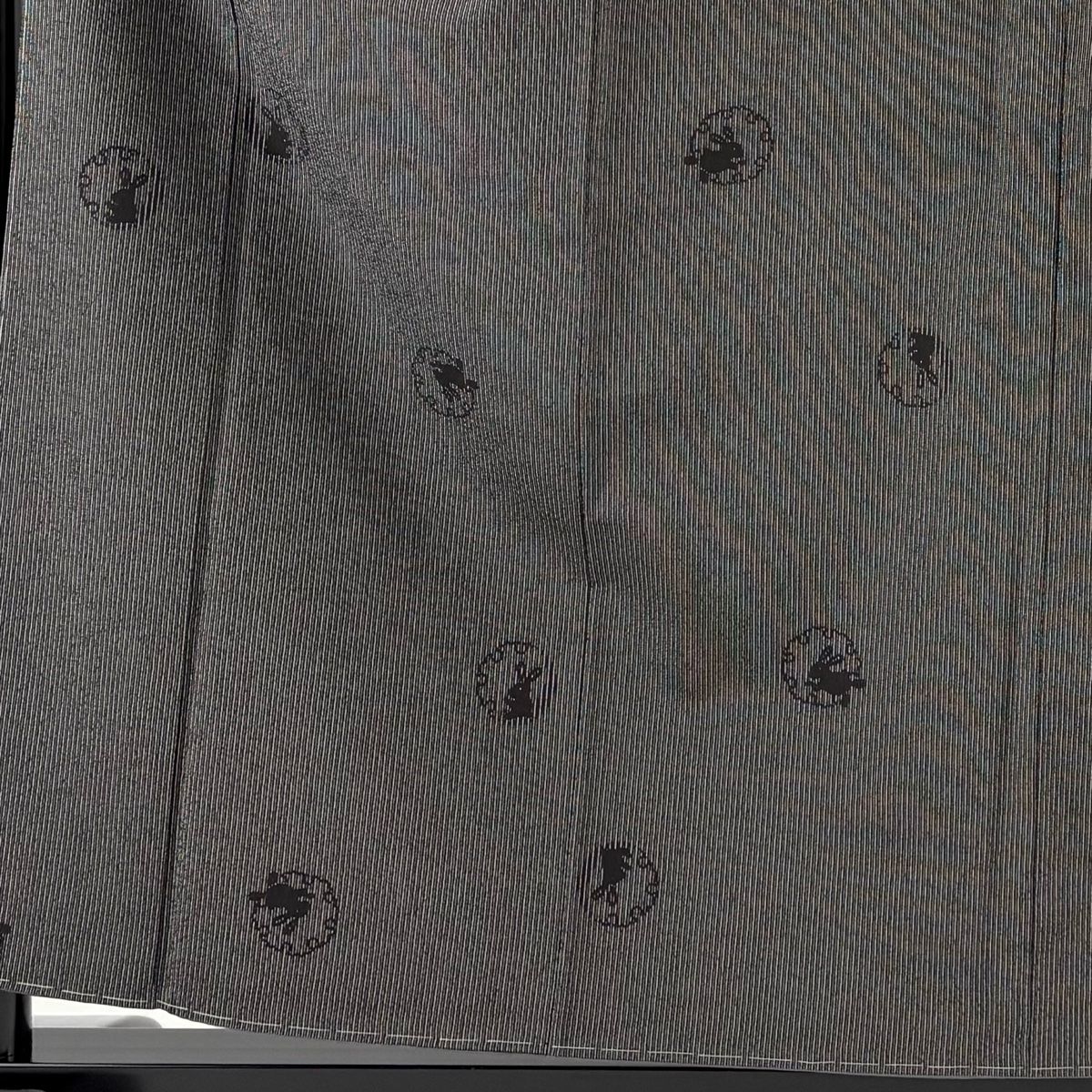 紬 身丈159 cm 裄丈62 5 S 袷 雪輪 うさぎ 黒灰 正絹 秀品