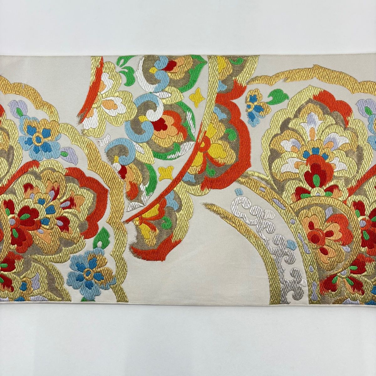 袋帯 名品 川島織物 落款 振袖向き 華文 草花 唐織 金銀糸 クリーム 六