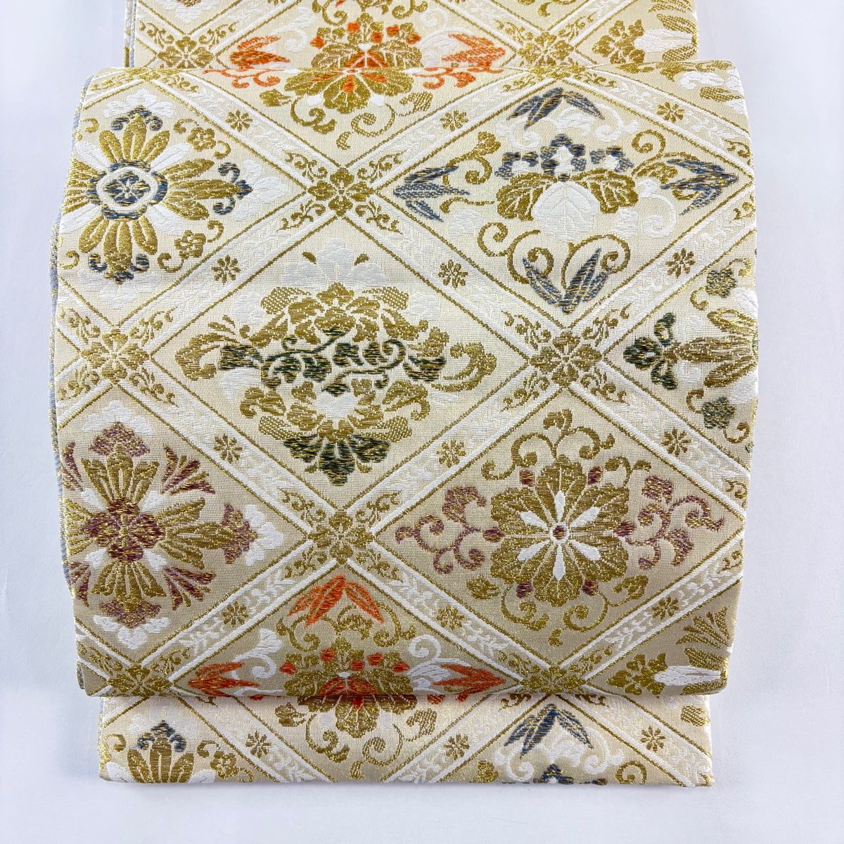 セール 【美品】 袋帯 名品 手先二通り 華文 有職文様 唐織 金糸 金色