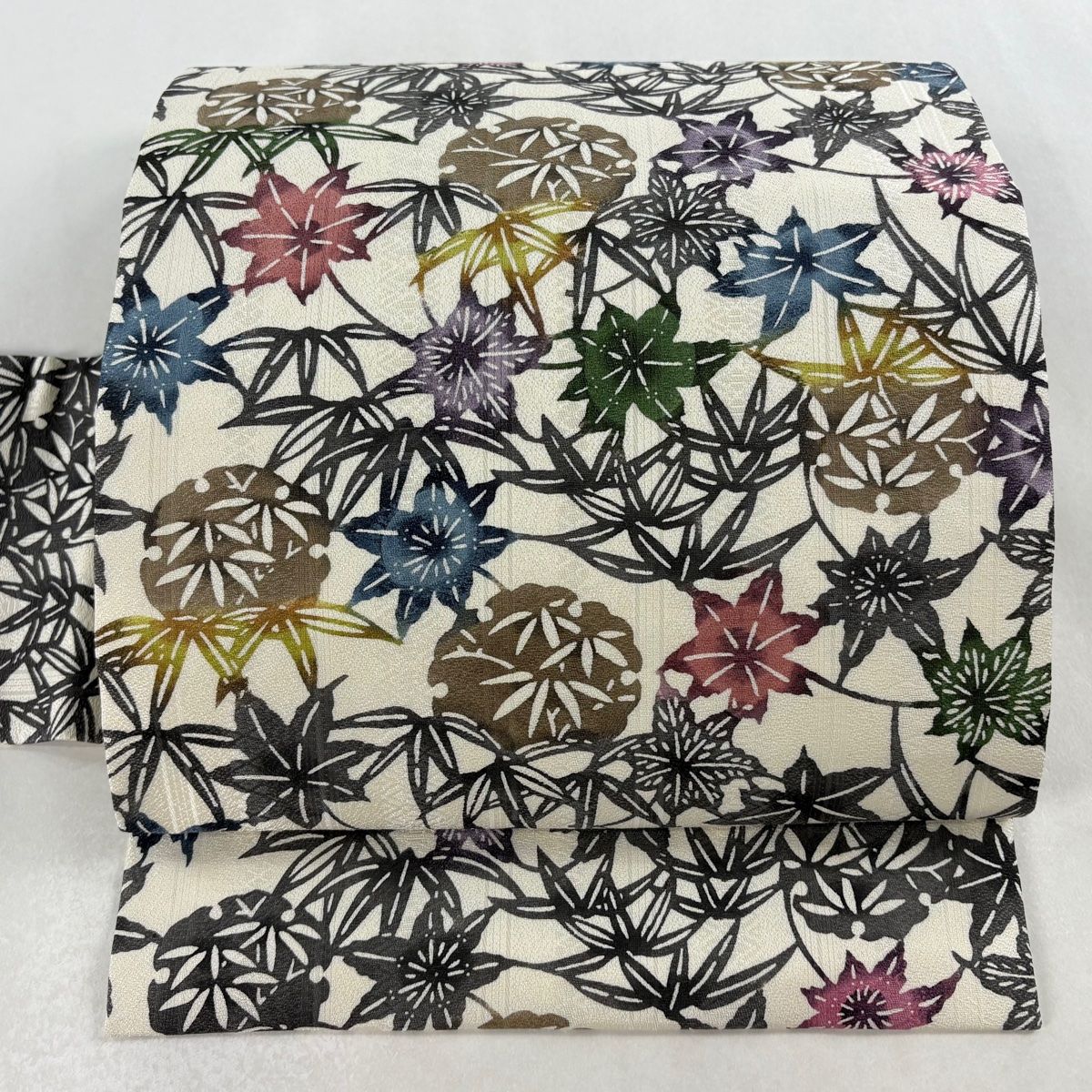 名古屋帯 落款 江戸紅型 雪輪 笹 クリーム 正絹