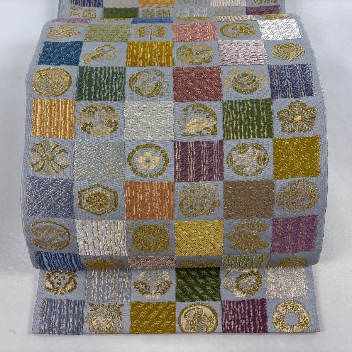 袋帯 名品 市松 うさぎ 金糸 箔 青灰色 六通 正絹 【中古】 - メルカリ