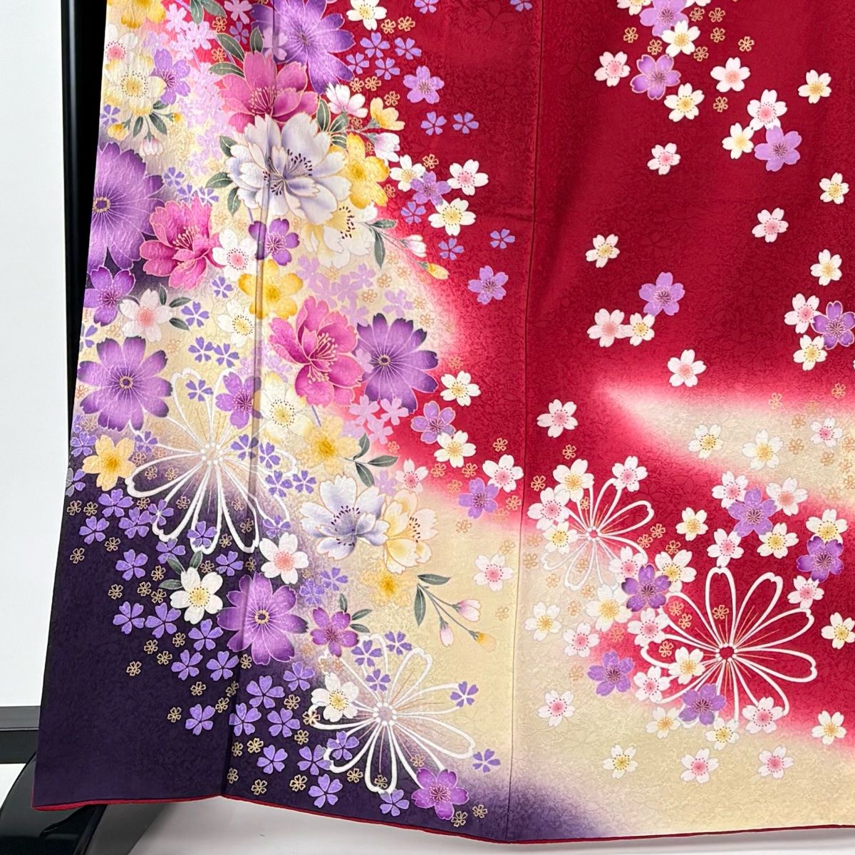 振袖 身丈168cm 裄丈68.5cm L 袷 桜 草花 金彩 ぼかし 赤 正絹 名品