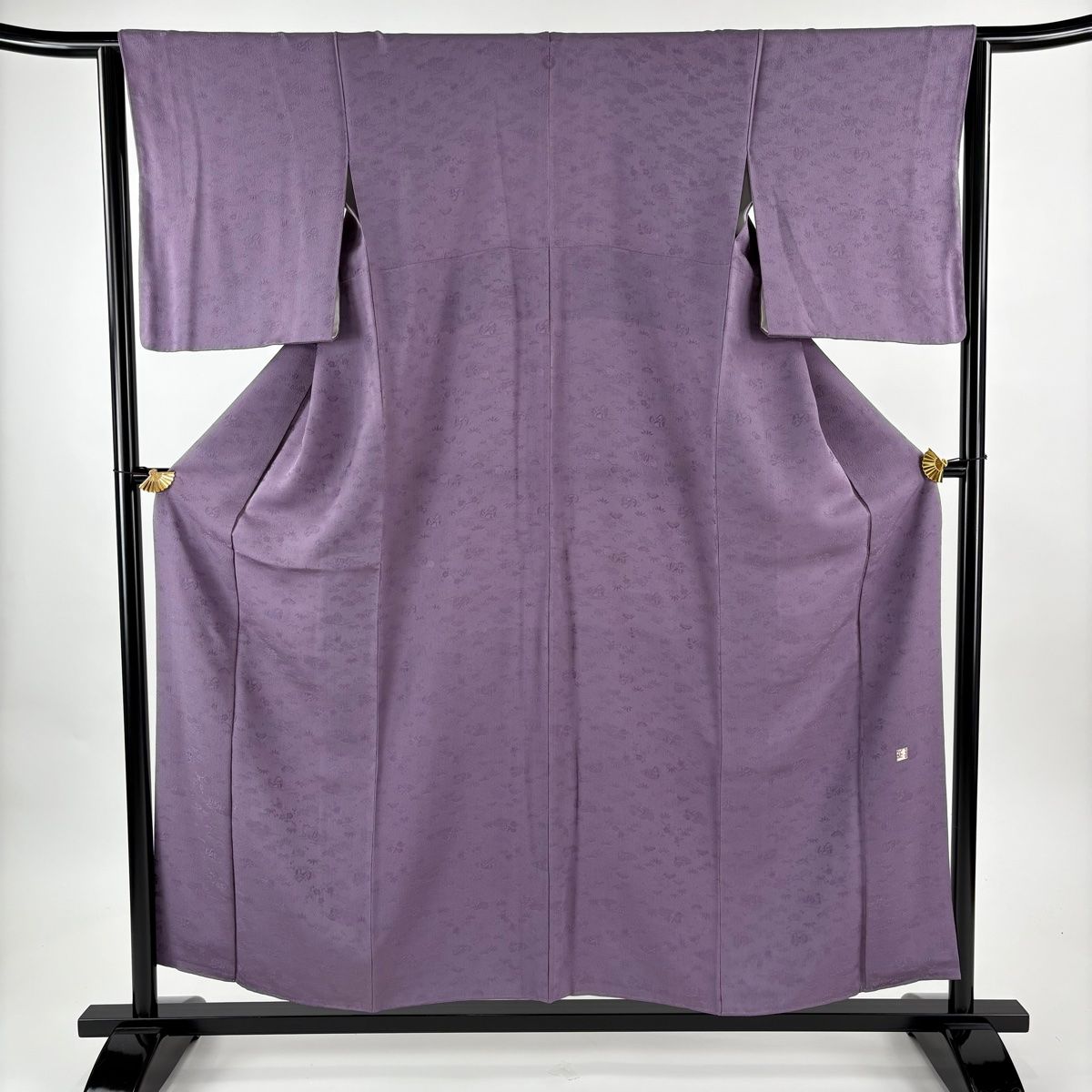 色無地 身丈156.5 cm 裄丈64.5 M 袷 羽田登喜男監修 落款 地紋 紫 正絹 一つ紋