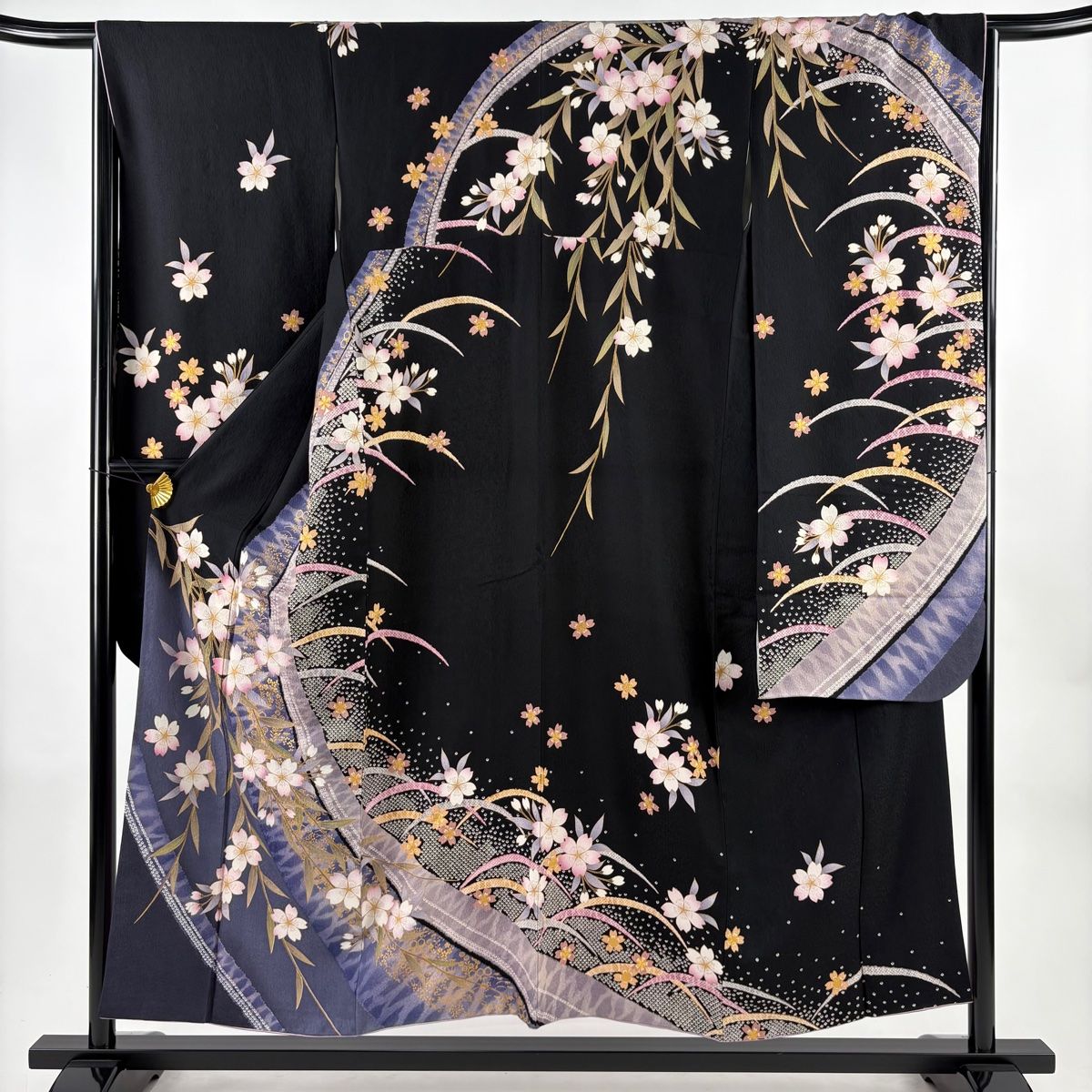 振袖 身丈153.5cm 裄丈65cm M 袷 桜 芝 金彩 黒 正絹 名品 【中古