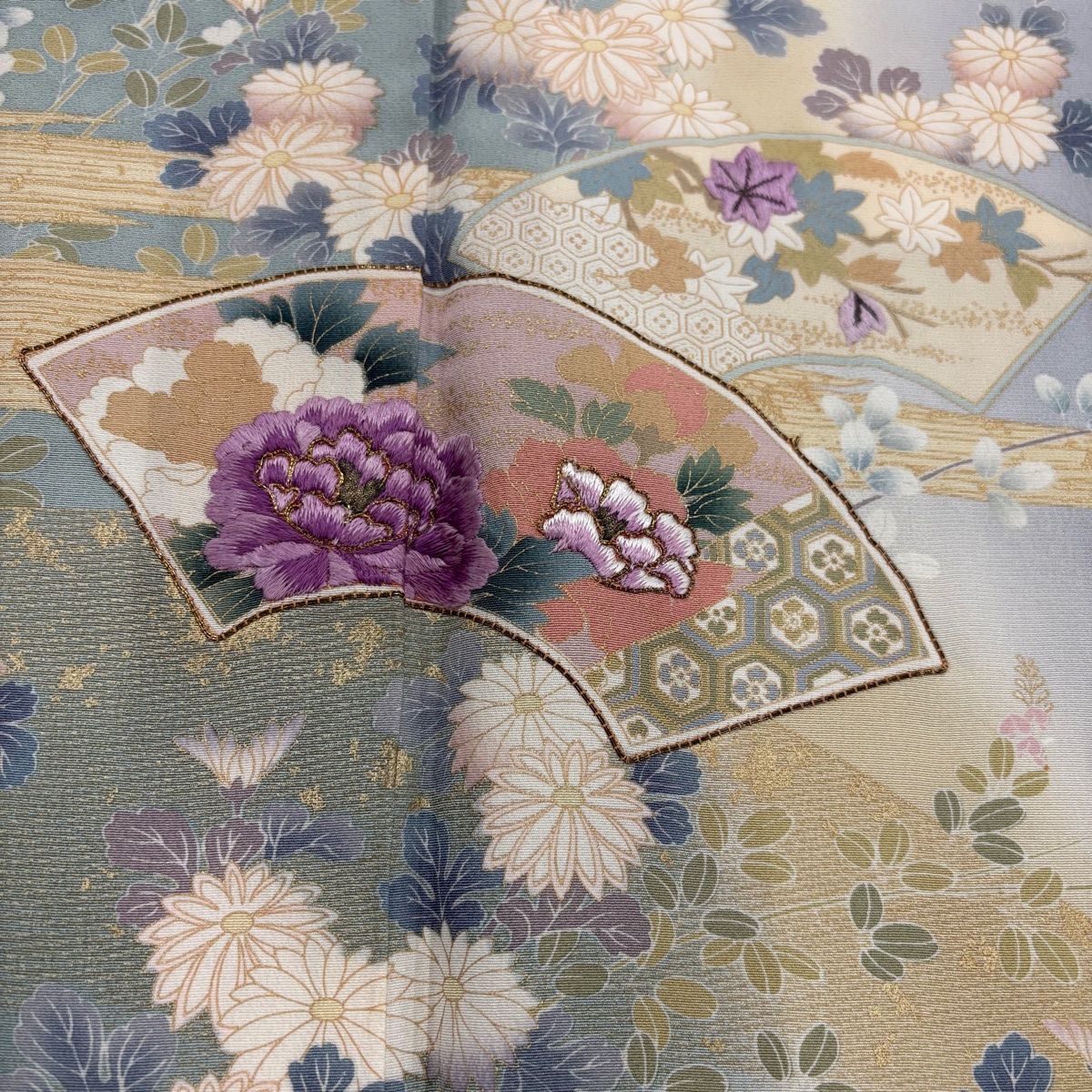 訪問着 身丈159cm 裄丈68cm L 袷 帝王紫 落款 扇面 草花 刺繍 金彩 薄