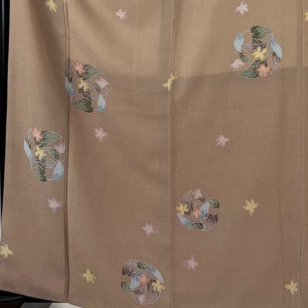 小紋 身丈165.5 cm 裄丈66 M 袷 洗える着物 草花 灰茶 化繊