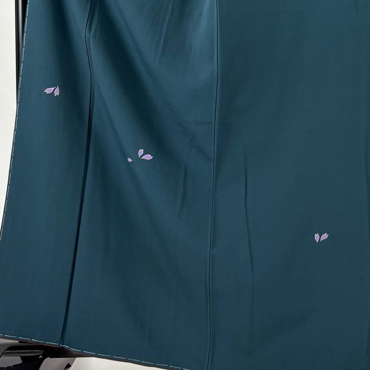 付下げ 身丈163 cm 裄丈64 M 袷 辻村ジュサブロー 落款 花びら 銀彩 深緑 正絹