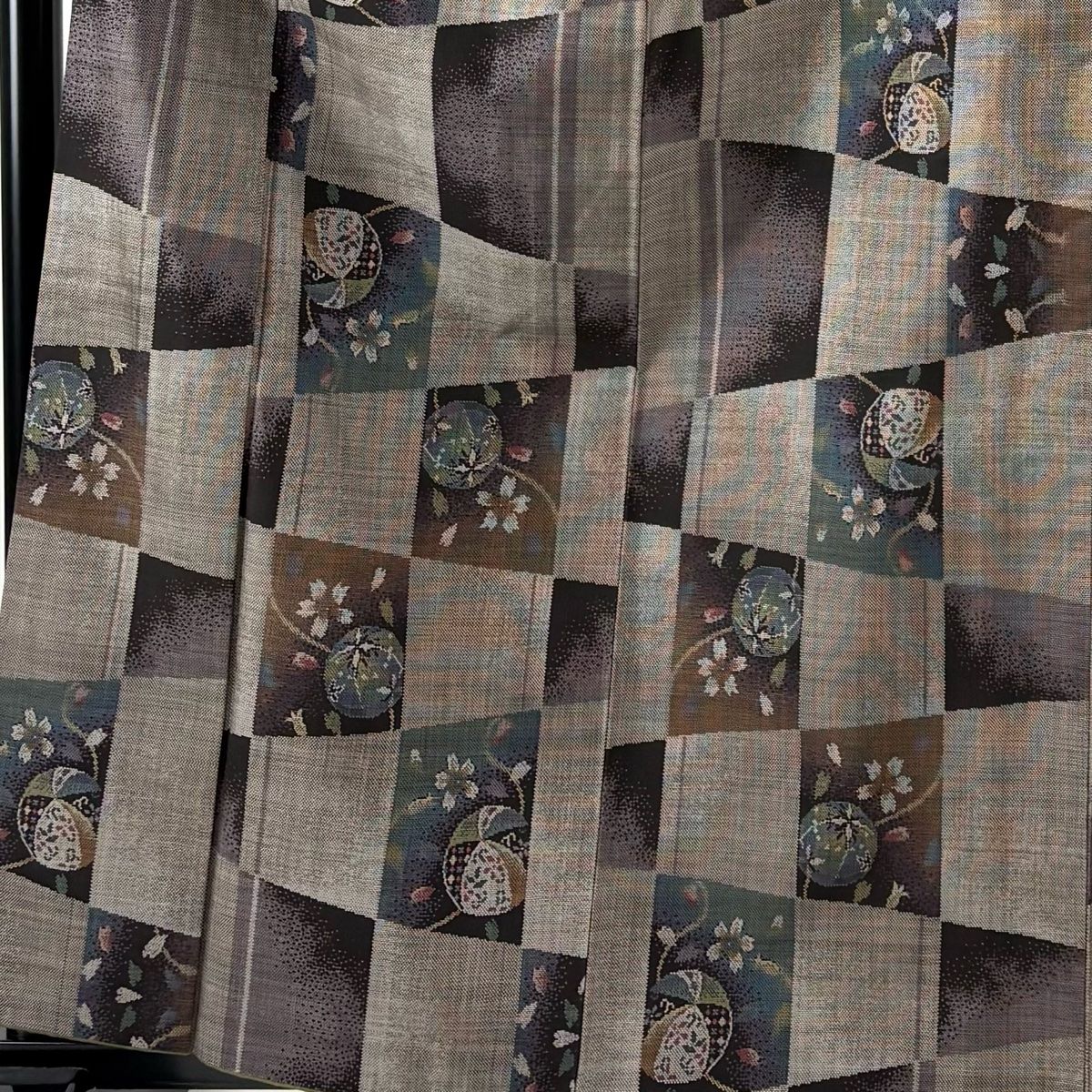 大島紬 身丈162 cm 裄丈67 M 袷 純泥染 証紙 鞠 花 茶色 正絹