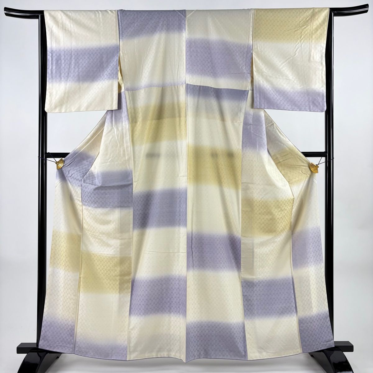 小紋 身丈163 cm 裄丈64 M 袷 背抜き 市松 地紋 ぼかし クリーム 正絹 名品