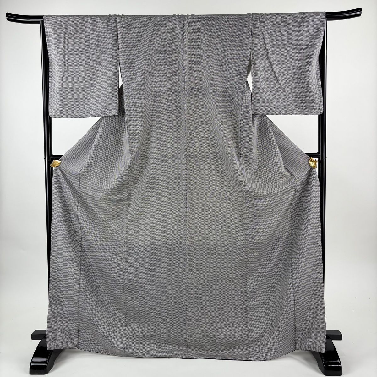 小紋 身丈171 cm 裄丈68 L 袷 鱗 黒灰 正絹