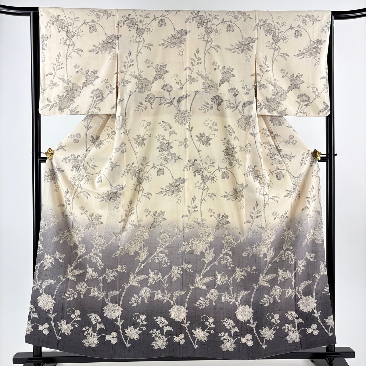 訪問着 身丈158 cm 裄丈64 M 袷 紬地 花唐草 染め分け ぼかし ベージュ 正絹 名品