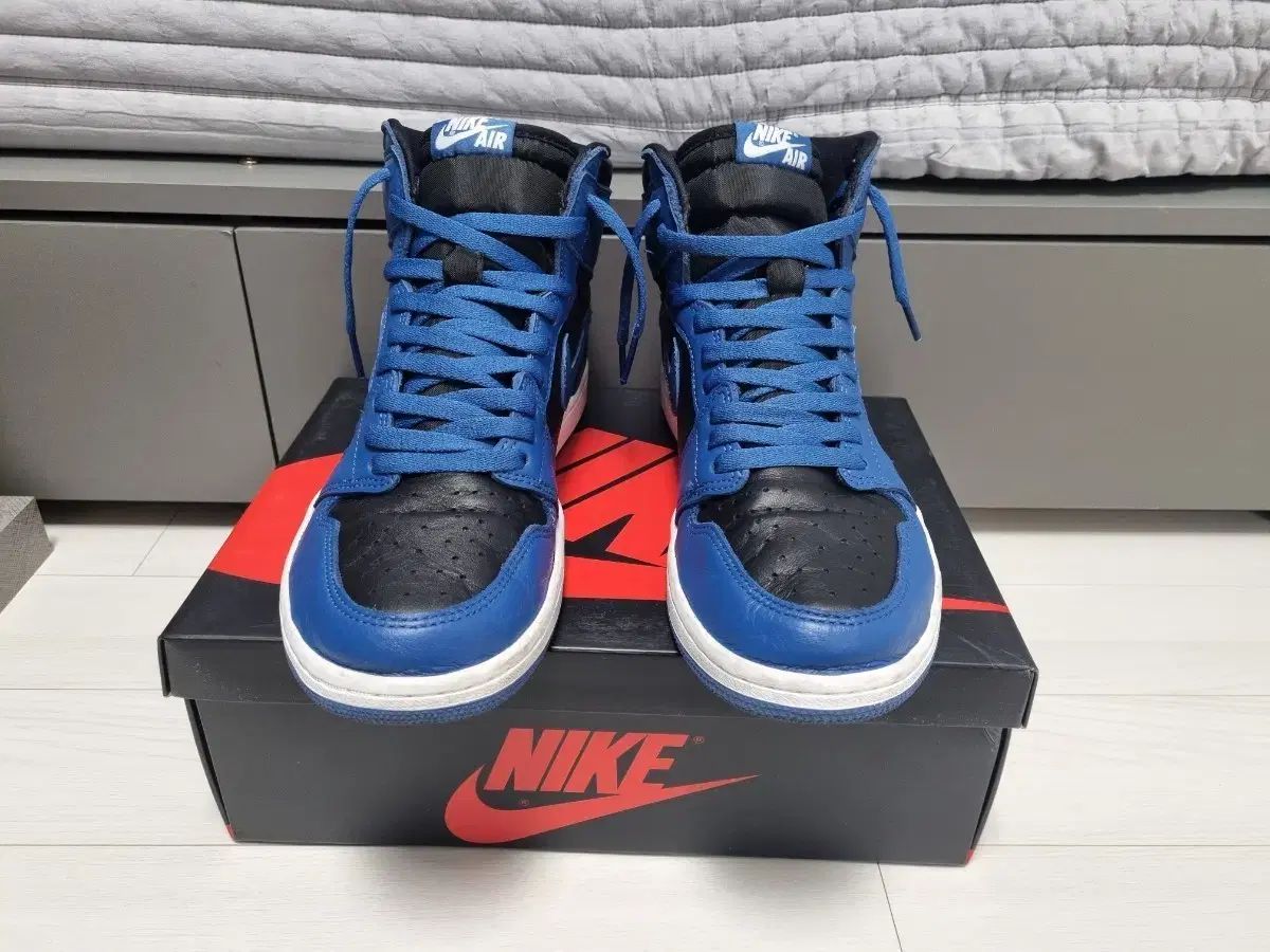 275 ジョーダン1 レトロ ハイ OG ダーク マリナ ブルー 555088 404