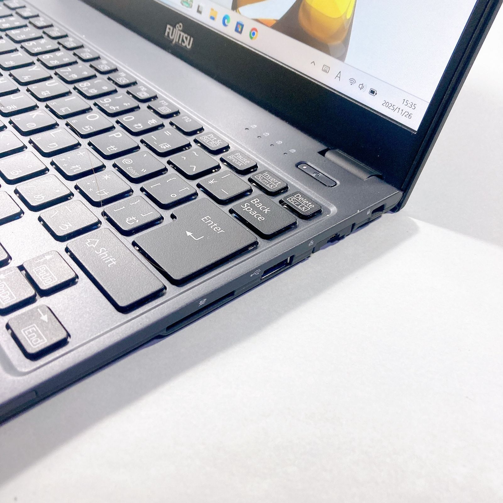 564✨超軽量 /爆速 SSD新品 /Office付/事務作業に快適✨すぐ使える