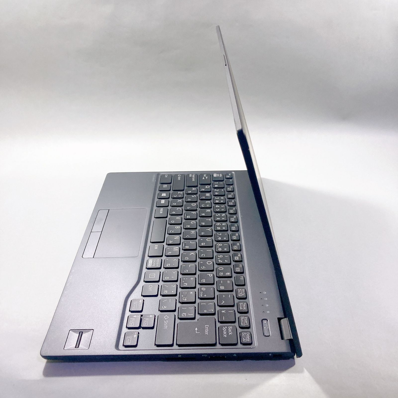 564✨超軽量 /爆速 SSD新品 /Office付/事務作業に快適✨すぐ使える