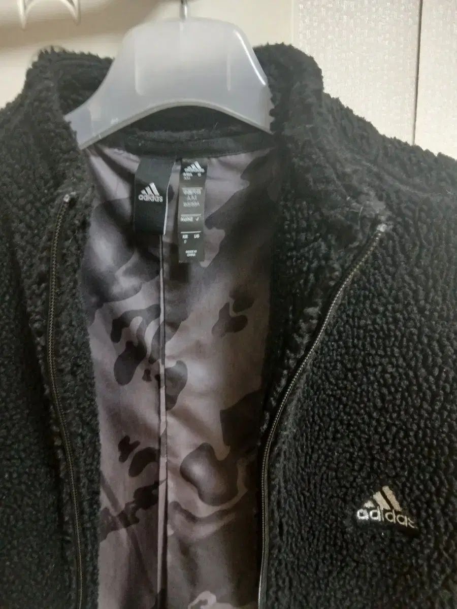 ナイキ ウィメンズ エアフォース1 ロー 07 \"ブラック\" 23cm アディダス ブラック フリース ロング コート 90