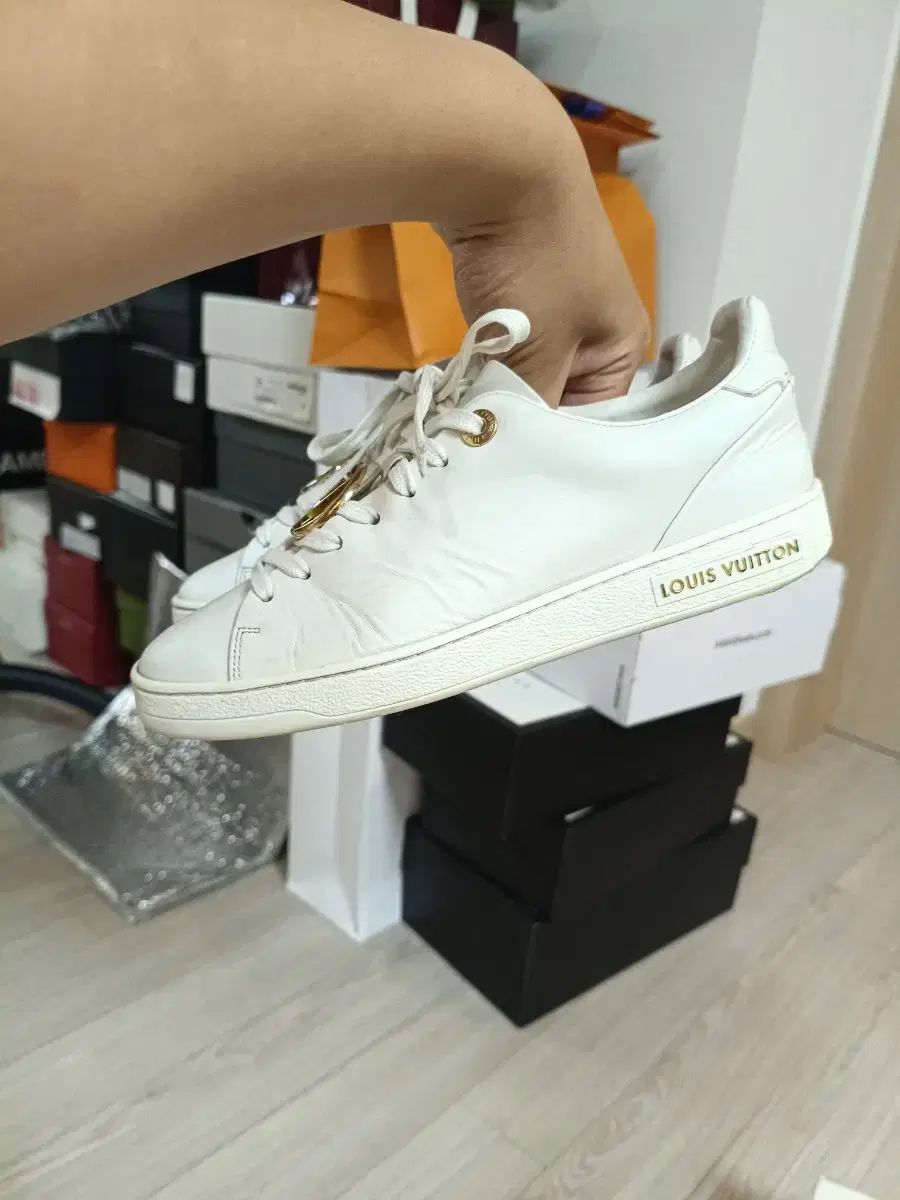  34 Louis Vuitton ルイヴィトン LVサークル フロントロウ スニーカー 白 220 230 フラットシューズ バレエシューズ パンプス