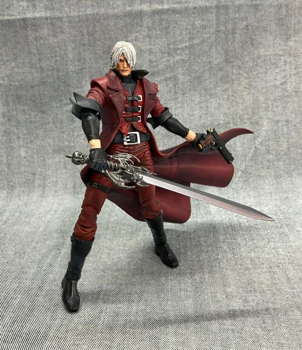 Dmc キーホルダー デビル メイクライ 剣 閻魔刀 デビルメイクライ 剣