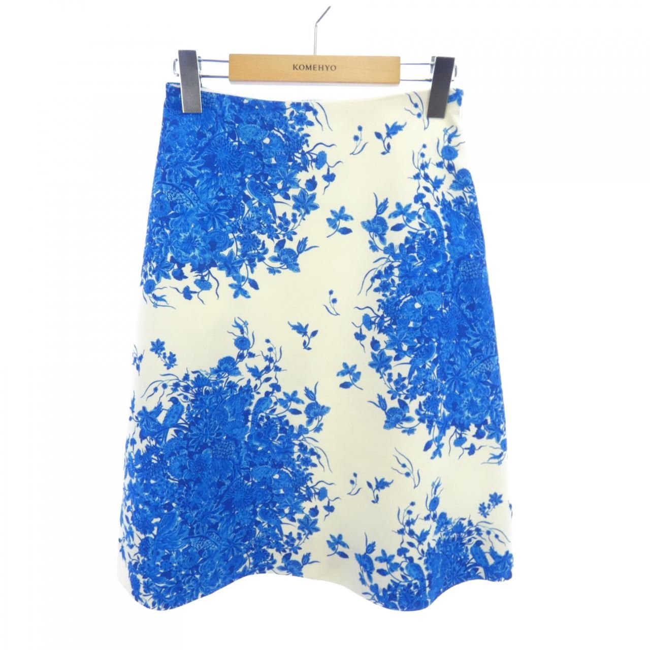 ヴァレンティノ スカート