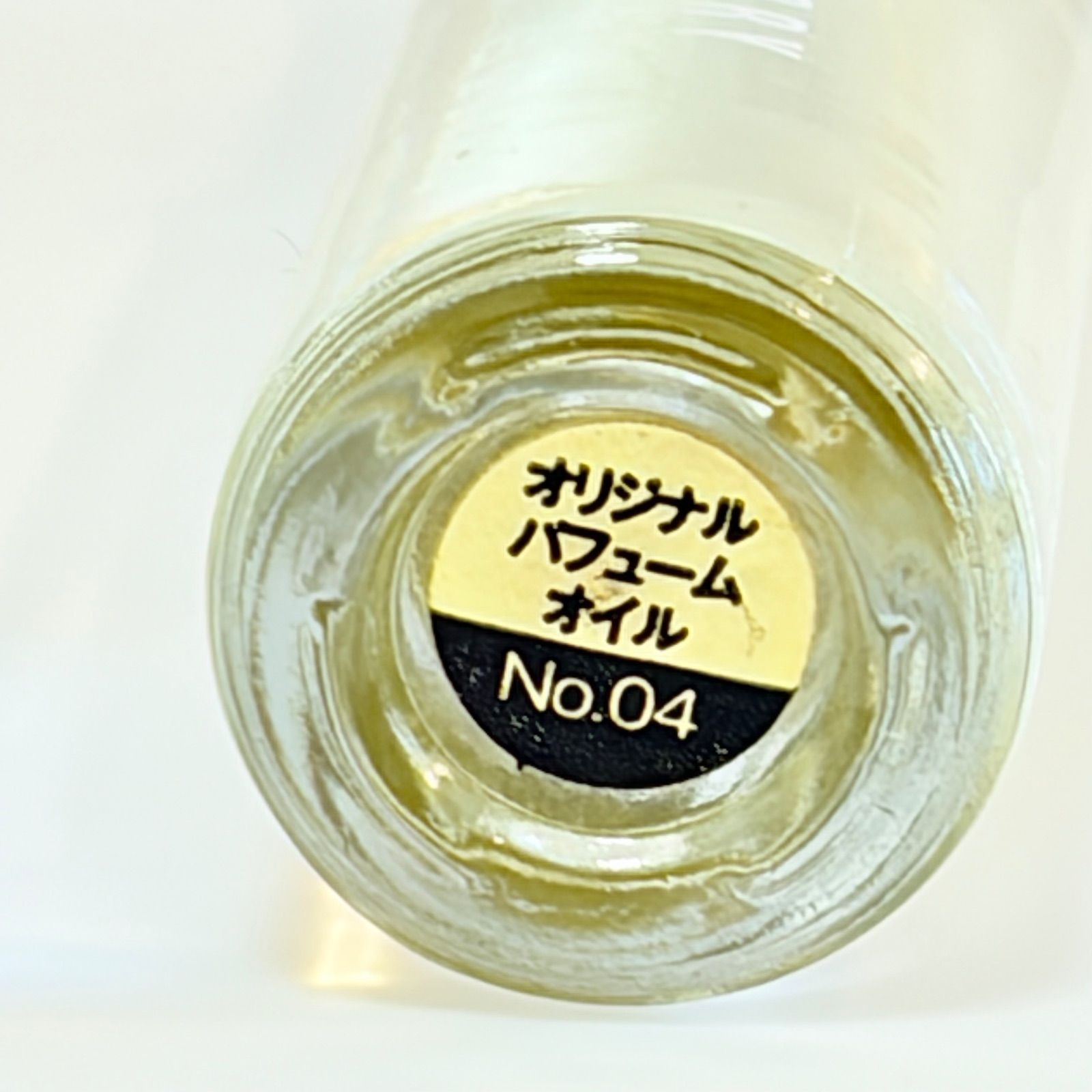 THE PERFUME OIL FACTORY 04 Musk, White grapefruit パフュームオイル